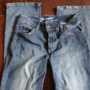 Wrangler Men's Classic Indigo Bootcut Jeans